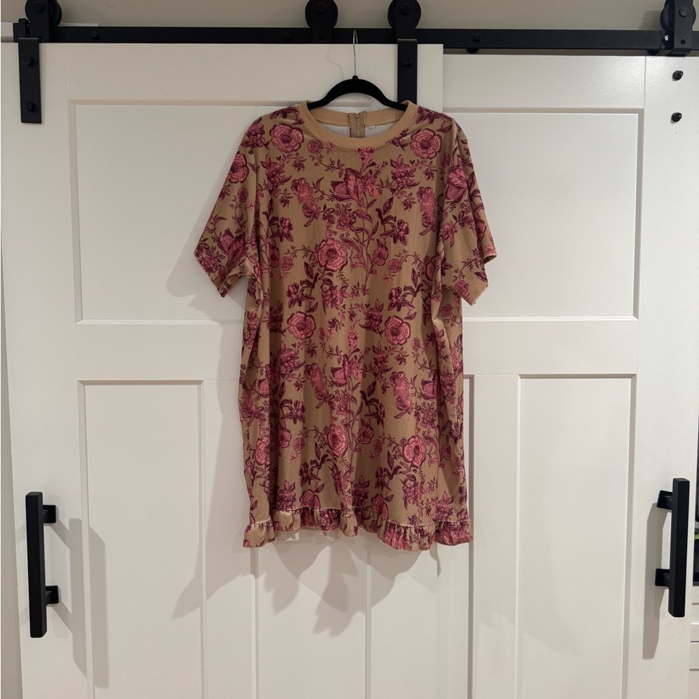 Floral Print Tan and‎ Pink Dress